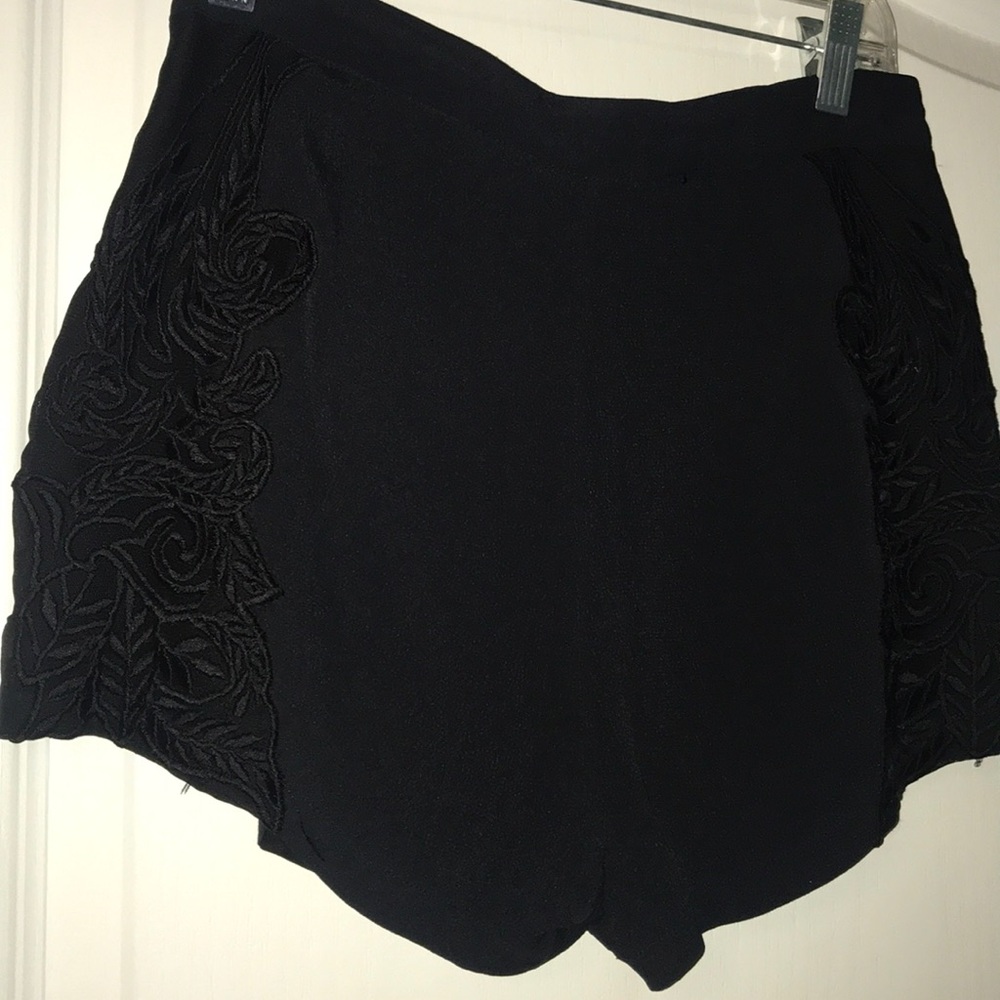 CHIFFON MATERIAL SHORTS